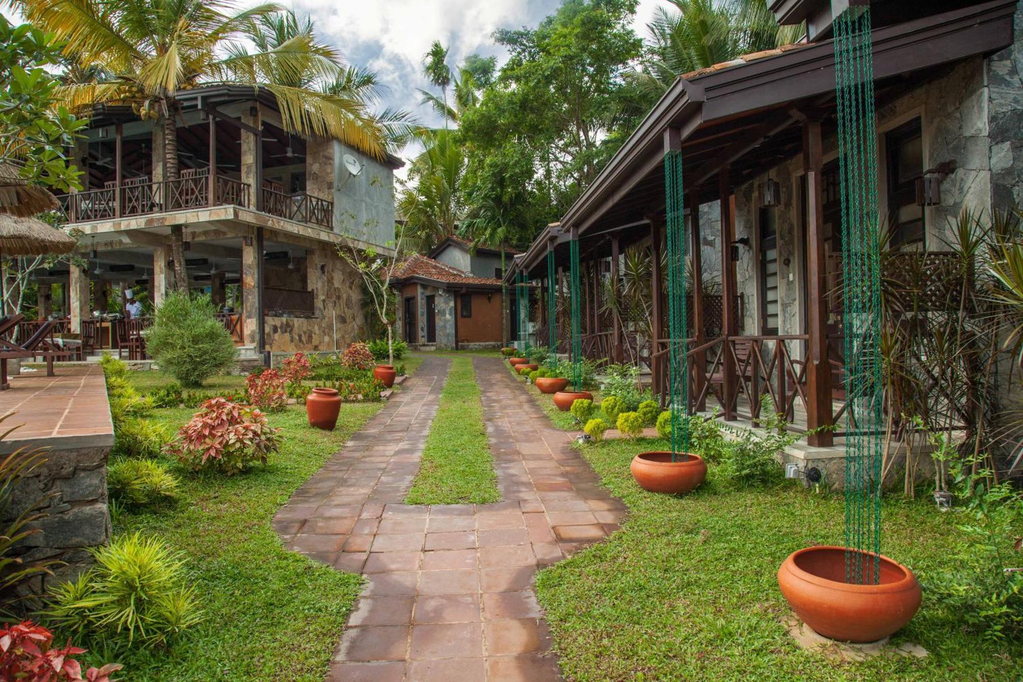 Villa Pinnawala Pinnawala  Extérieur photo